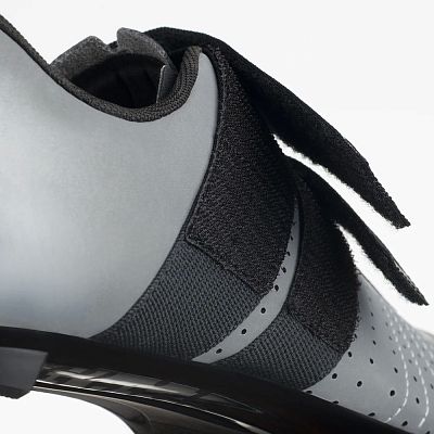 Превью  Велотуфли шоссейные FIZIK Tempo Powerstrap R5 Reflective Grey/Black